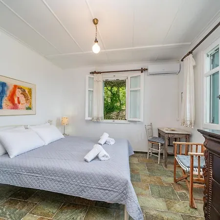 펜션 Celestine Loukata (Kefalonia)